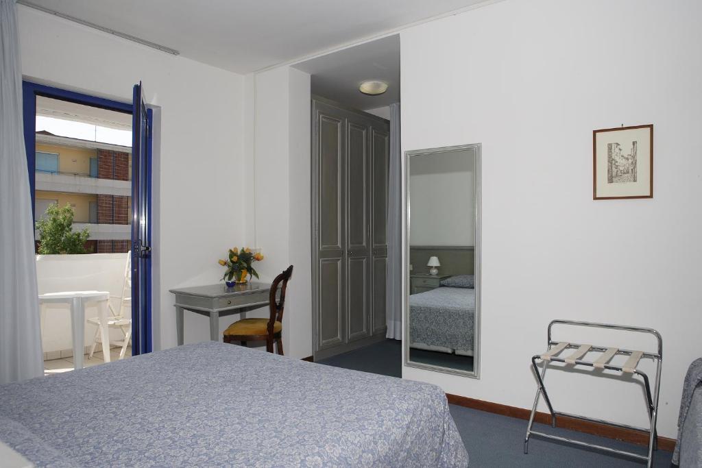 Hotel Splendor Grado Pokoj fotografie